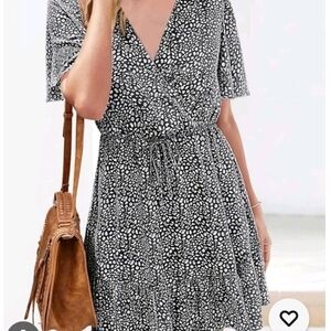 New wTags ECOWISH Midi Black Animal Print V-Neck Elastic Tie Waist S Flattering